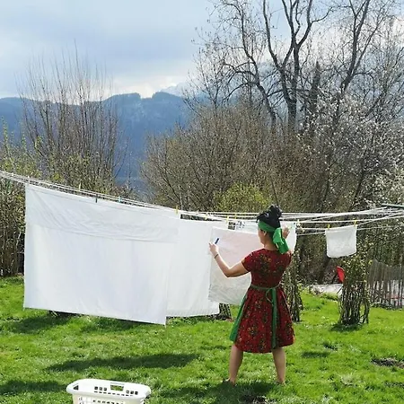 One-bedroom نسدورف ام اترسي